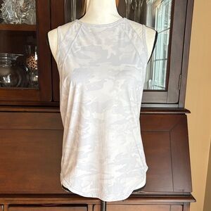 Lululemon Gray Camo Tank Top M